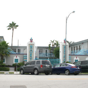 image of hotel royal beach with parking area